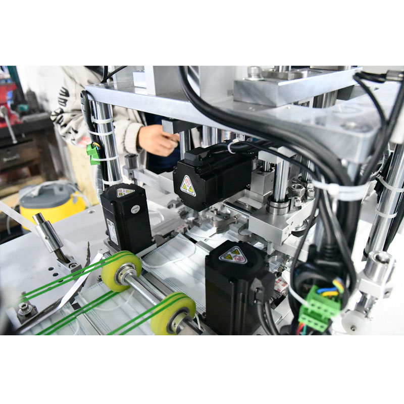 内耳带一拖一平面口罩机